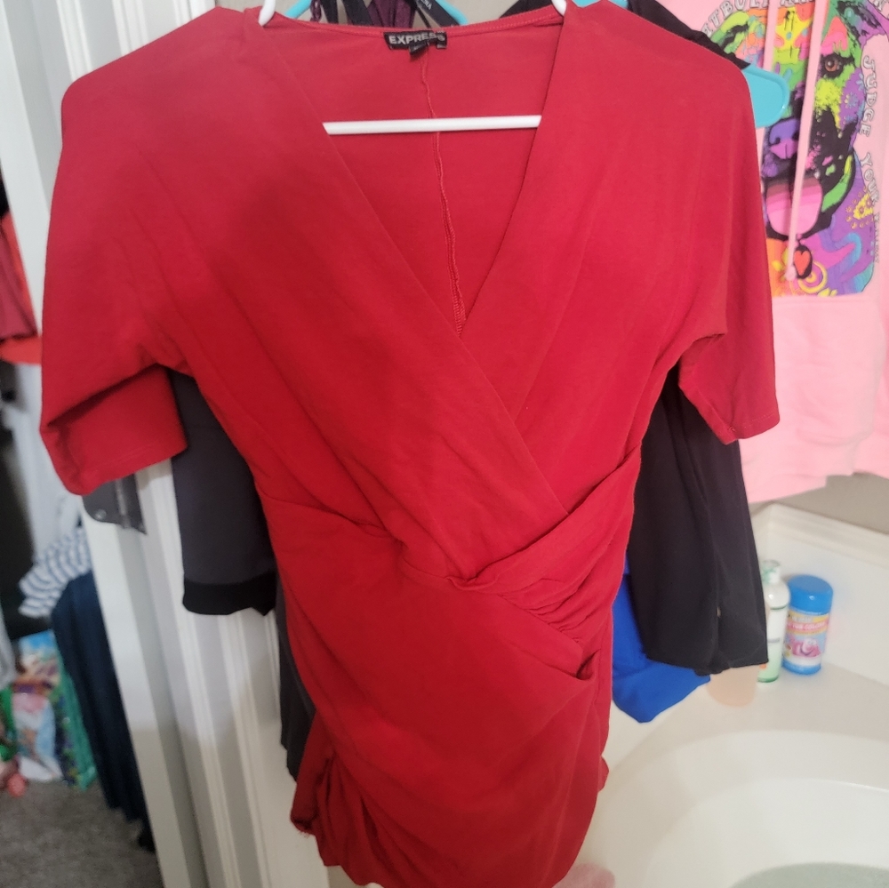 Express Red 3/4 shirt